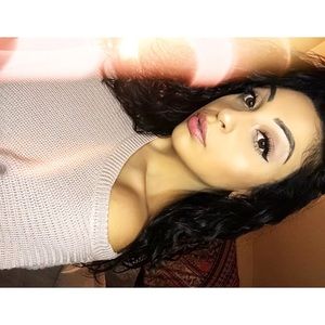 Meet your Posher, Jenn